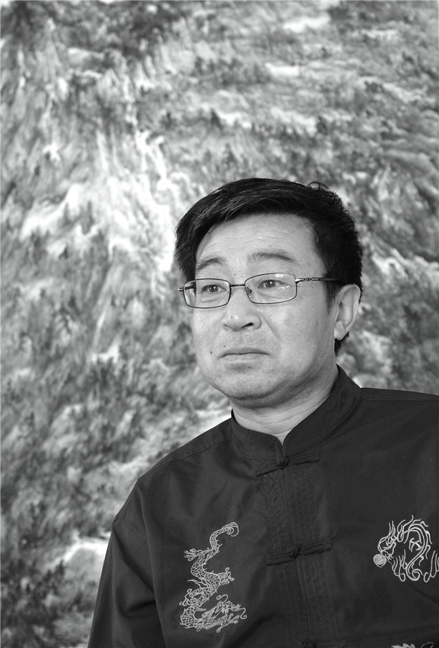 刘凤林个人像.jpg