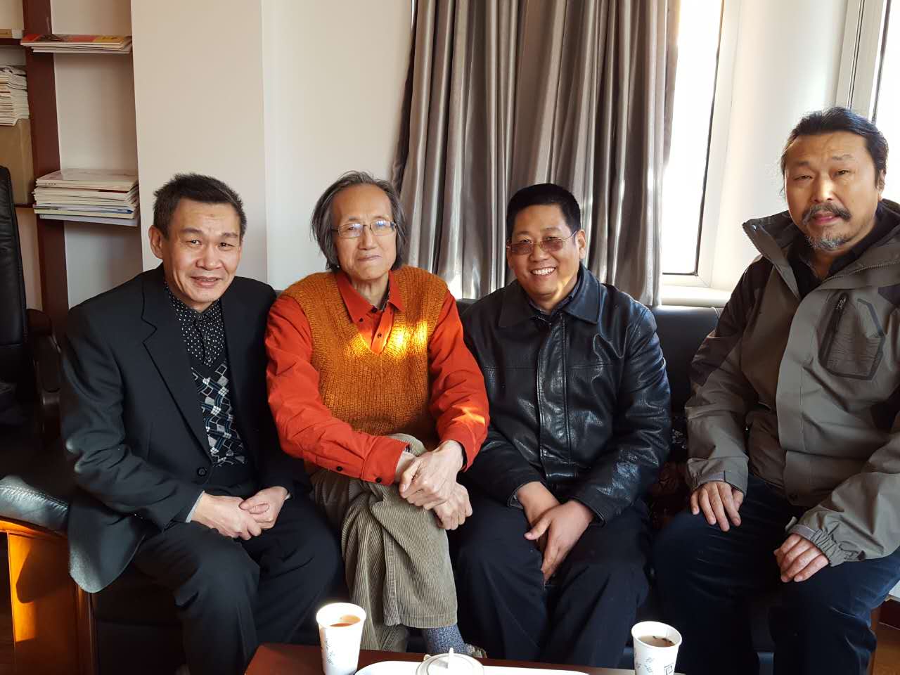 院委会合影.jpg