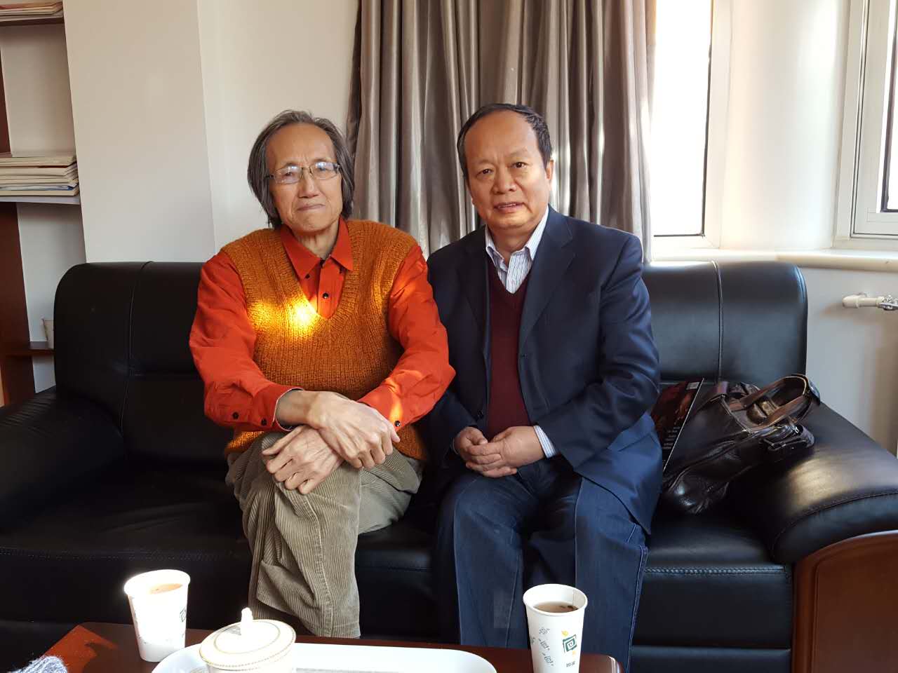 王炜和张福俭.jpg